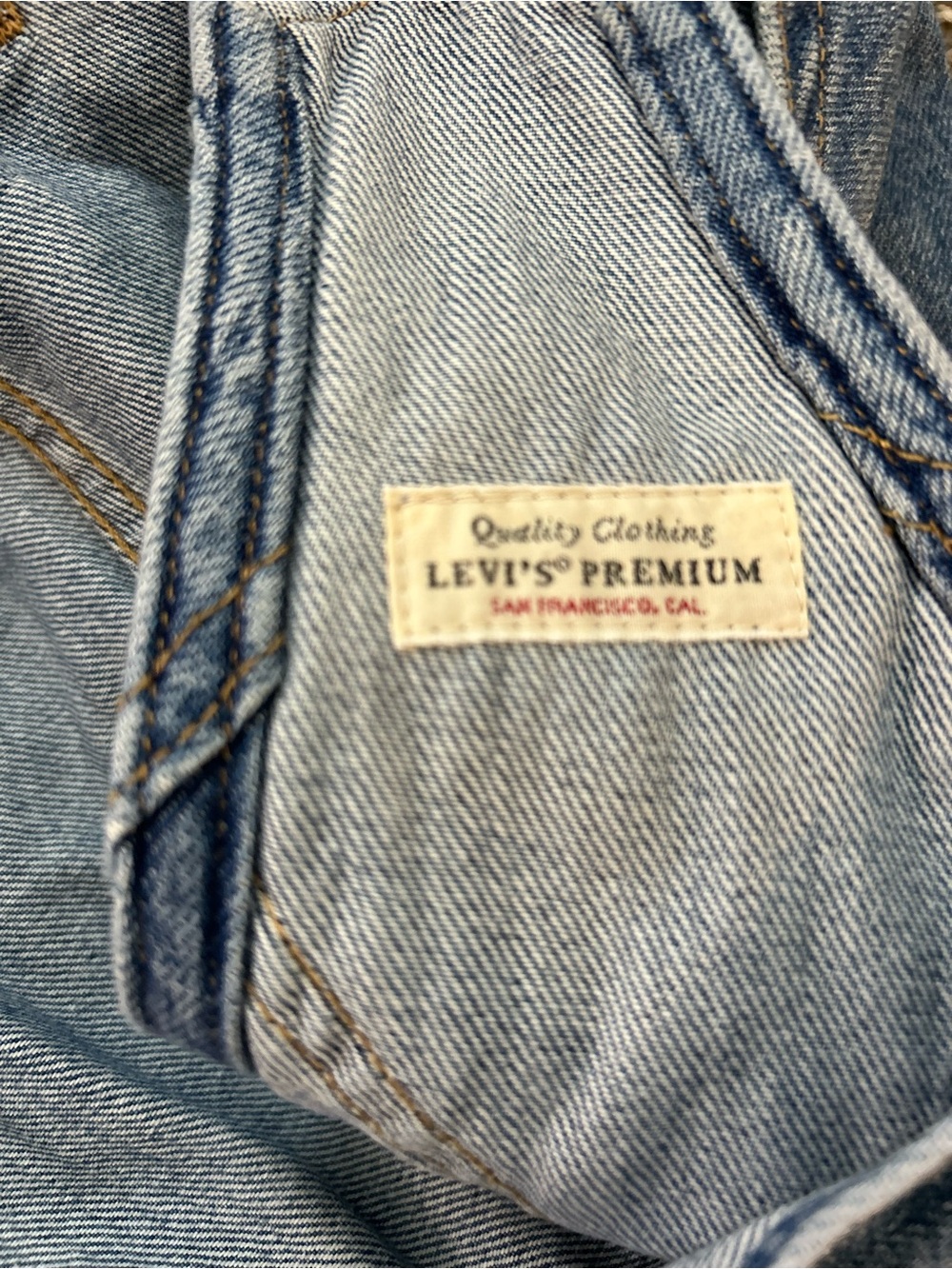 Levi’s Denim Short Overalls - Light Blue Shorts Overall - Picture 3 of 4